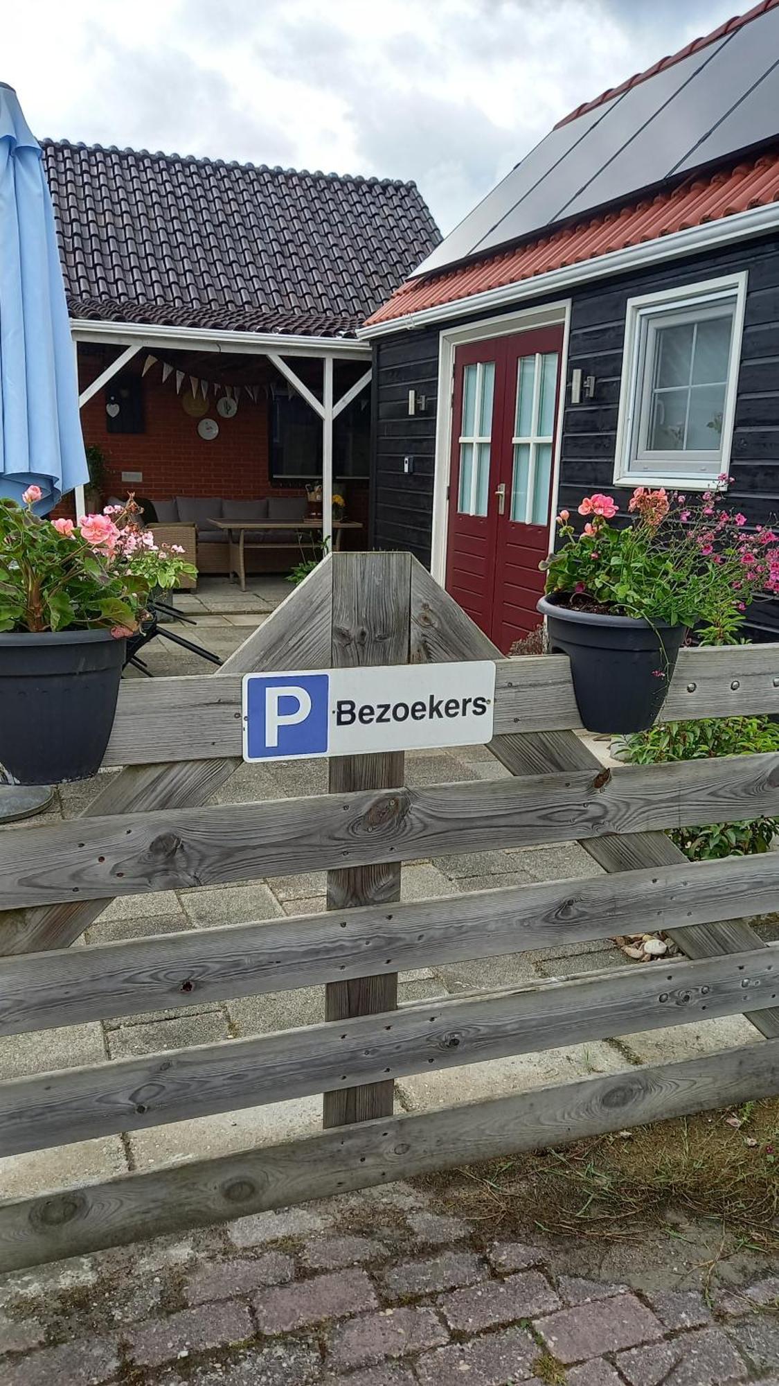 Bed En Brochje De Oase Bed & Breakfast Sweagerbosk Luaran gambar